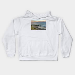 Seaburn lighthouse and coastline Kids Hoodie